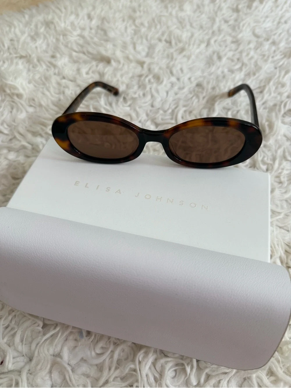 Elisa Johnson Tortoiseshell Oval Sunglasses in Brown - Picture 1 of 11